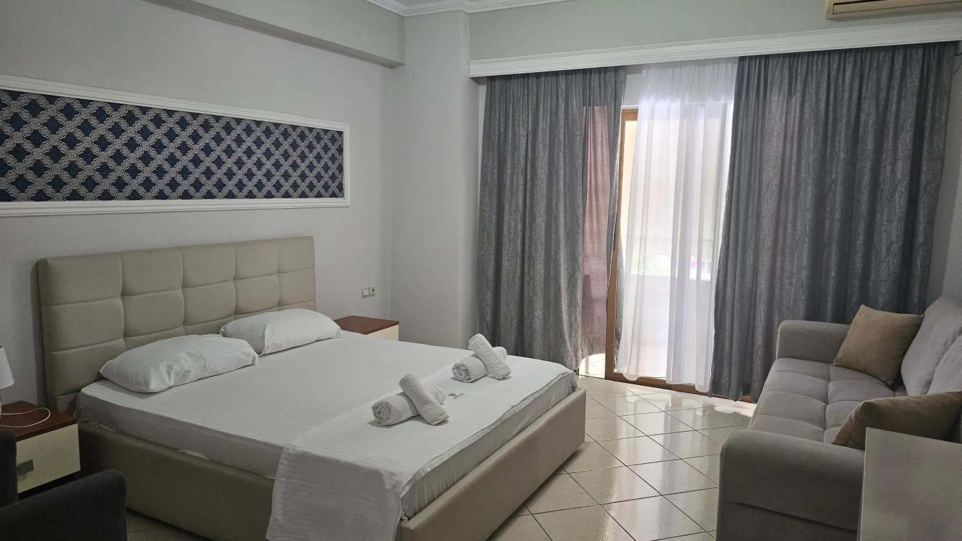 Hotel Pini Σαράντα