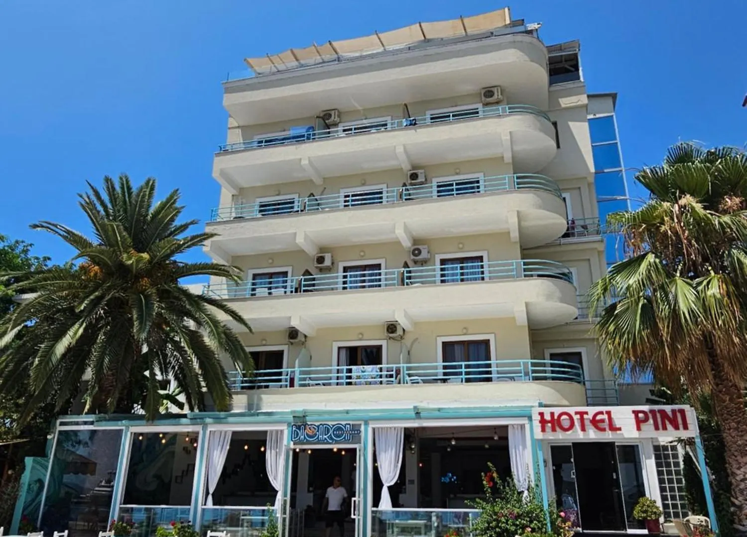 Hotel Pini Σαράντα