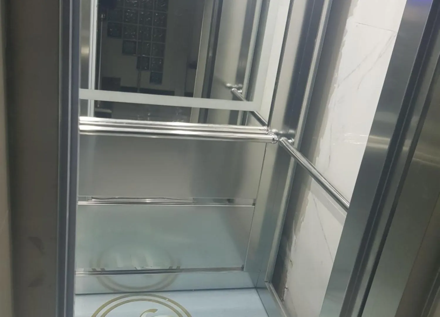 Hotel Pini Σαράντα Αλβανία