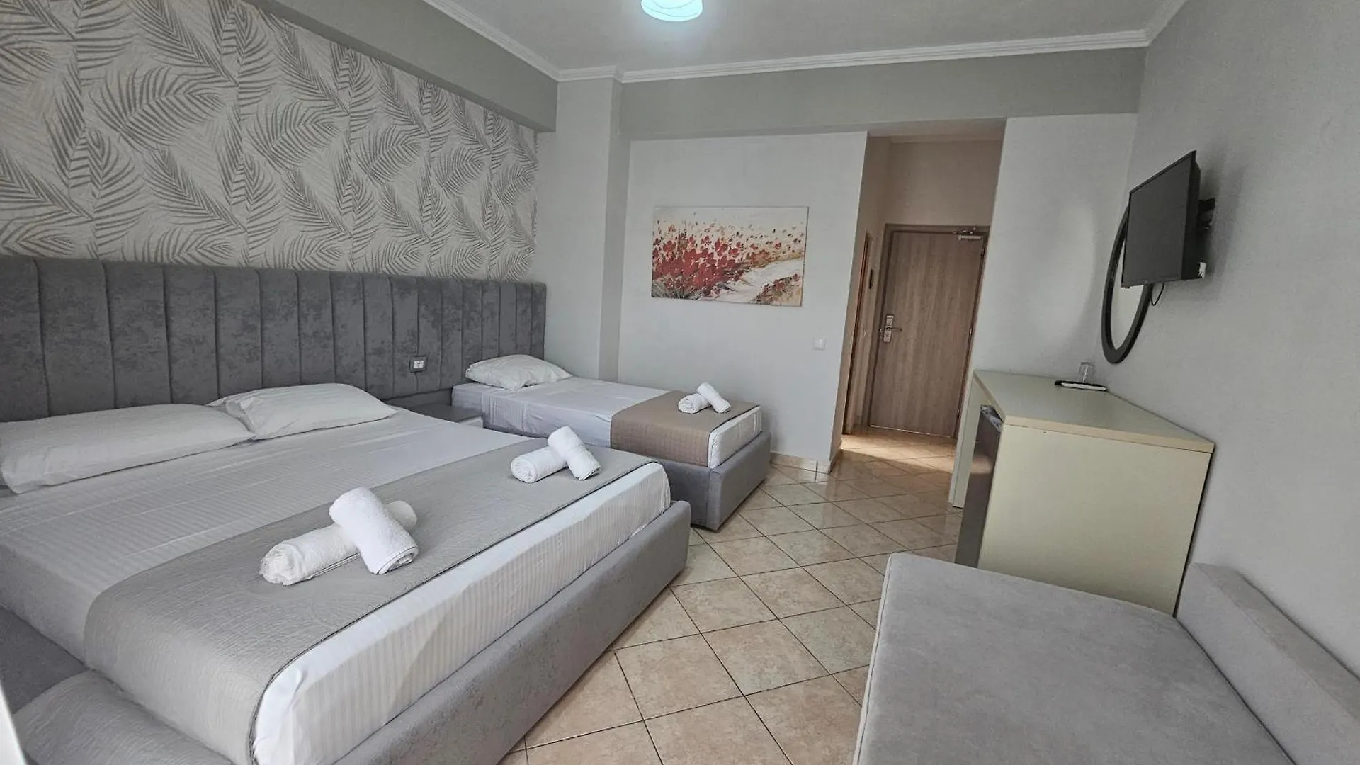 Hotel Pini Sarandë